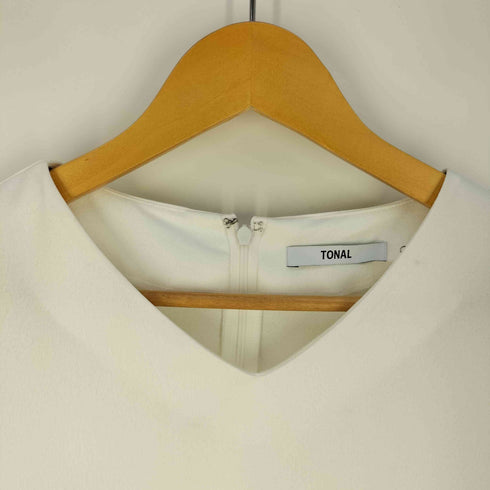 トナル TONAL Vネック フリルスリーブ ブラウス レディース 38