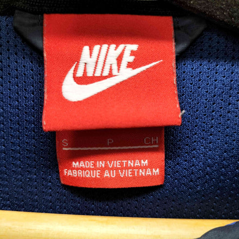 ナイキ NIKE ナイロンジャケット メンズ JPN:S