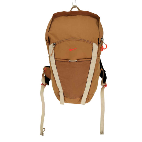 ナイキ NIKE Hike Backpack Amber Brown Night MAROON BRIGHT CRIMSON 27L ハイク バックパック センタースウッシュロゴ 刺繍 メンズ