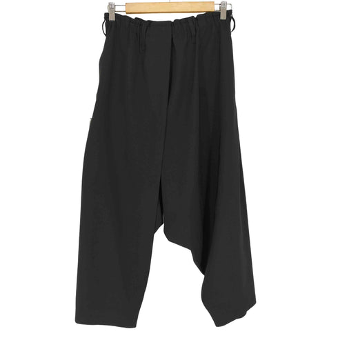 イッセイミヤケ ISSEY MIYAKE 132.5 22SS ポリエステルサルエルパンツ メンズ JPN:2