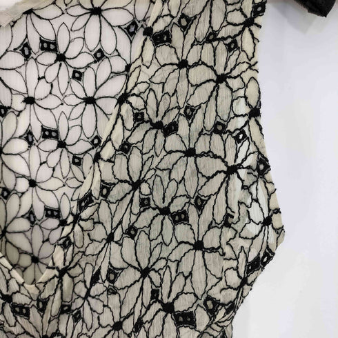 リリーブラウン Lily Brown フラワー刺繍ワンピース レディース FREE