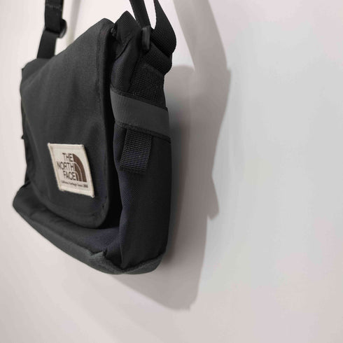 ザノースフェイス THE NORTH FACE Shoulder Pouch ショルダーポーチ メンズ