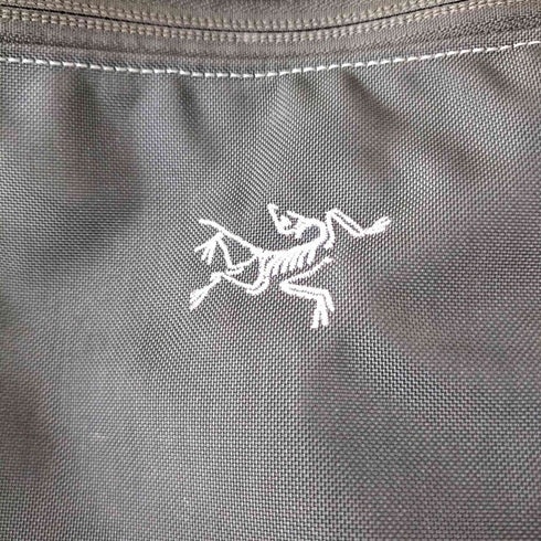 アークテリクス ARCTERYX Slingblade 4 Shoulder Bag スリングブレード 4 ショルダーバッグ メンズ