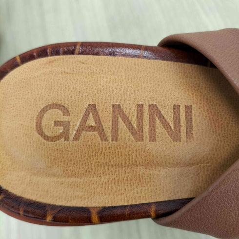 ガニー Ganni 型押しレザーレースアップサンダル レディース JPN:38