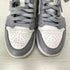 ジョーダンブランド JORDAN BRAND Air Jordan 1 Mid Grey/Sail メンズ JPN:26.5