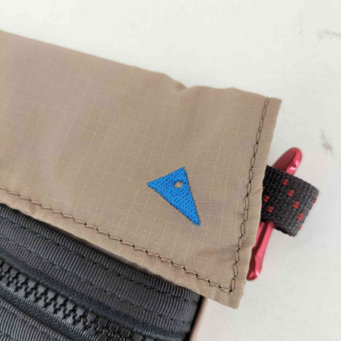 クレッタルムーセン KLATTERMUSEN Algir Lanyard Pocket メンズ