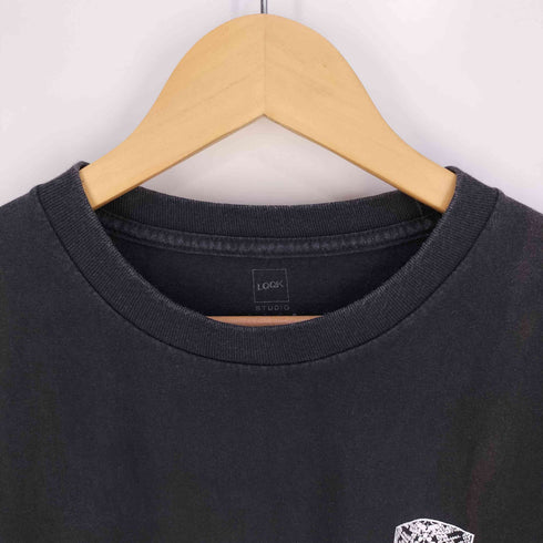 ルックスタジオ LQQK STUDIO Gateway Jackpot Exclusive Tee プリント クルーネックTシャツ メンズ import:XL