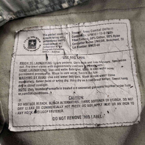 ユーエスアーミー U.S. ARMY 米軍 デジタルカモ 迷彩 紺バットユニフォーム カーゴパンツ メンズ MEDIUM-SHORT