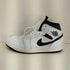 ジョーダンブランド JORDAN BRAND Air Jordan 1 Mid White/Black メンズ JPN:27.5
