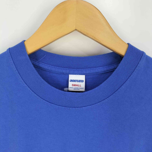 アンディフィーテッド UNDEFEATED 両面プリントロゴ クルーネック 半袖Tシャツ メンズ S