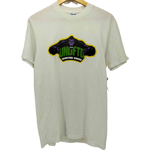 アンディフィーテッド UNDEFEATED USA製 フロントロゴプリント 半袖Tシャツ メンズ S