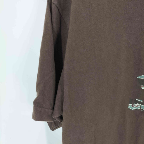 アンディフィーテッド UNDEFEATED プリントクルーネック メンズ JPN:M