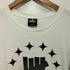 アンディフィーテッド UNDEFEATED フロントロゴ 半袖Tシャツ メンズ M