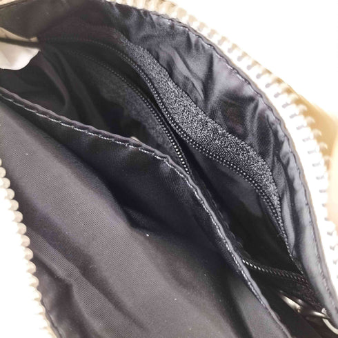 チャールズキース CHARLES & KEITH Yama ヤマ パッドハンドルバッグ レディース