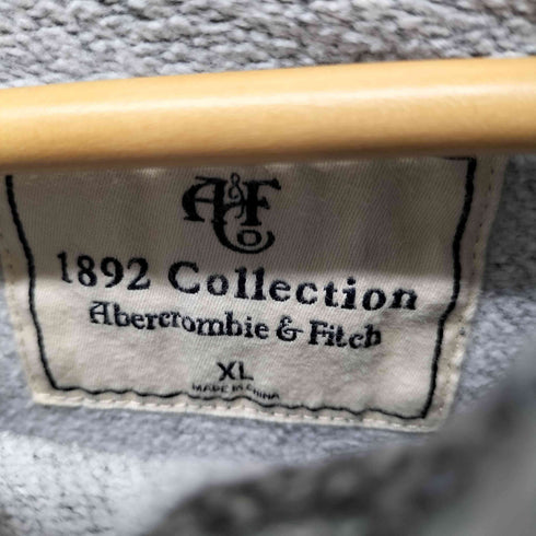 アバクロンビーアンドフィッチ Abercrombie & Fitch プリント プルオーバー フーディー メンズ JPN:XL