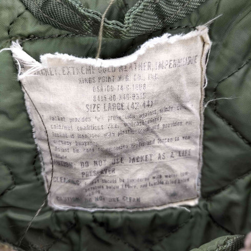 ユーエスアーミー U.S. ARMY 70S EXTREME COLD WEATHER IMPERMEABLE バックステンシル 36 SCOVILLジップ KINGS POINT社 襟コーデュロイ ナイロン A-1 デッキジャケット 1974年製 メンズ import:L