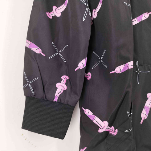 ニーアクロージング NIER CLOTHING 注射器柄 ロングジップパーカー レディース FREE
