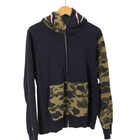 アベイシングエイプ A BATHING APE BAPE 1ST CAMO SHARK FULL ZIP HOODIE メンズ import:L