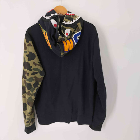 アベイシングエイプ A BATHING APE BAPE 1ST CAMO SHARK FULL ZIP HOODIE メンズ import:L