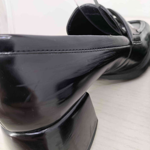チャールズキース CHARLES & KEITH アシンメトリック ペニーローファーミュール レディース 38