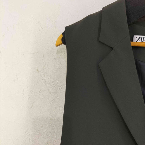 ザラ ZARA サイドスリットベスト 襟付き レディース