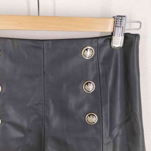ザラ ZARA 金ボタン フェイクレザーショーツ レディース JPN:S
