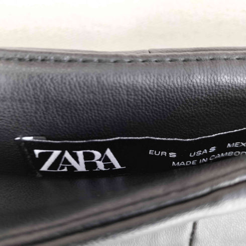 ザラ ZARA 金ボタン フェイクレザーショーツ レディース JPN:S
