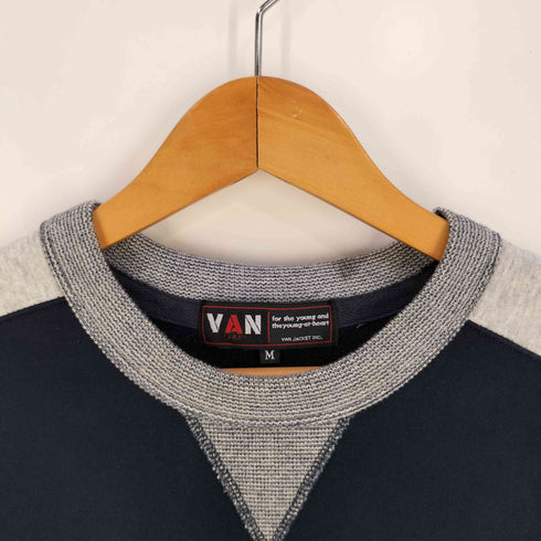 ヴァンヂャケット VAN JAC 前V ラグランスリーブ プリント クルーネックスウェット メンズ import:M