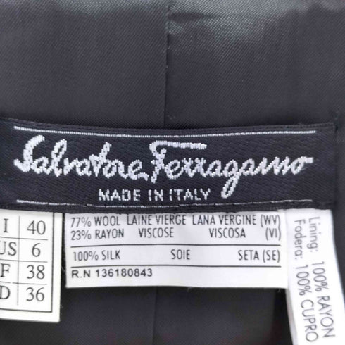 サルヴァトーレフェラガモ Salvatore Ferragamo イタリア製 テーラードジャケット レディース DE:40