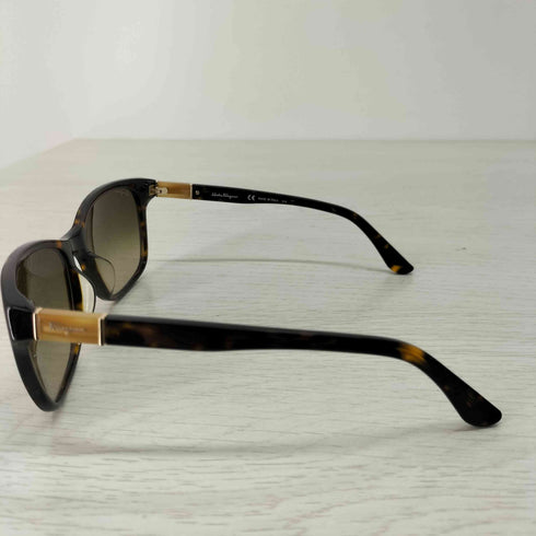 サルヴァトーレフェラガモ Salvatore Ferragamo イタリア製 ウェリントンサングラス レディース 60□19