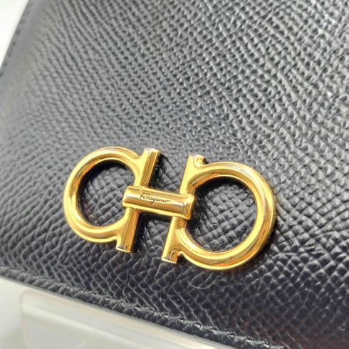 サルヴァトーレフェラガモ Salvatore Ferragamo イタリア製 THE GANCINI ガンチーニ コンパクト 二つ折り 財布 レディース