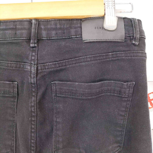 ベルシュカ BERSHKA High Waisted Flared Jeans in Black レディース EUR:38