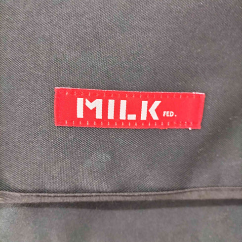 ミルクフェド MILKFED. ボックスロゴキャンバスショルダーバッグ メッセンジャーバッグ レディース