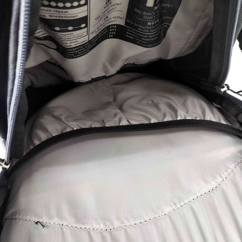 DEUTER FUTURA 24 バックパック メンズ