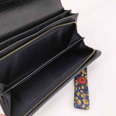 ポールアンドジョー PAUL&JOE ACCESSOIRES かぶせ長財布 クマ刺繍 レディース