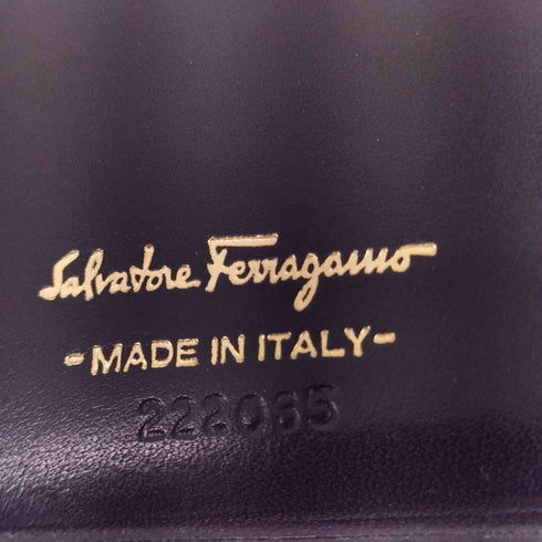 サルヴァトーレフェラガモ Salvatore Ferragamo ガンチーニ レザーウォレット レディース