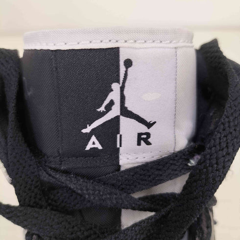 ジョーダンブランド JORDAN BRAND WMNS AIR JORDAN 1 MID SE レディース 24cm