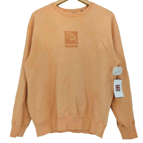 エクストララージ XLARGE EMBROIDERY SQUARE OG PIGMENT CREWNECK SWEAT メンズ JPN:S