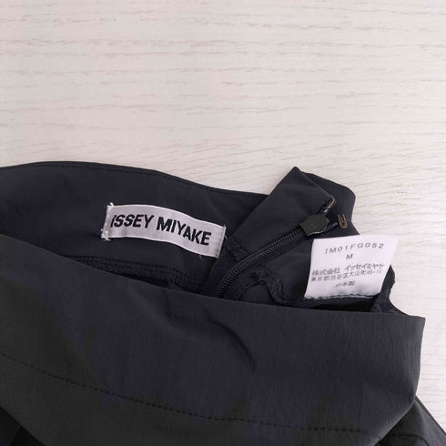 イッセイミヤケ ISSEY MIYAKE ナイロン ロング スカート レディース JPN:M