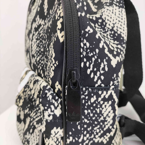 アディダスオリジナルス adidas Originals Snake Graphic Mini Backpack 総柄ミニリュック レディース
