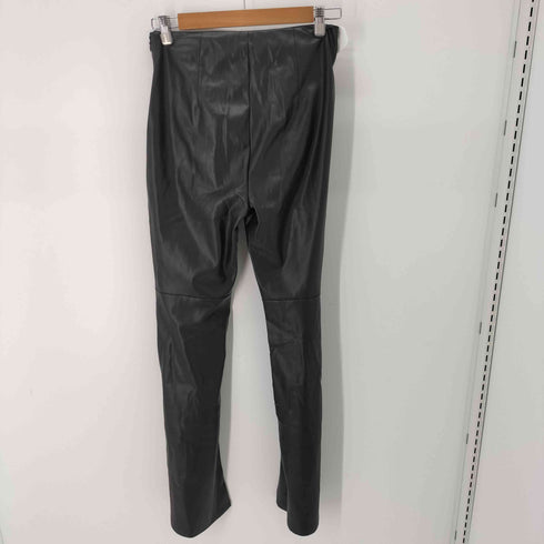 ベルシュカ BERSHKA レースアップデザインフェイクレザーパンツ レディース JPN:M