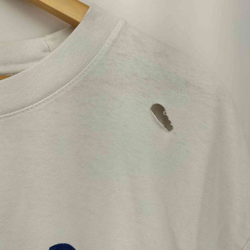 アンディフィーテッド UNDEFEATED ダメージ加工 ロゴプリント S/S クルーネック Tシャツ メンズ import:L
