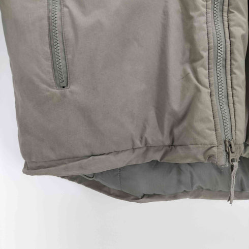 ユーエスアーミー U.S. ARMY ECWCS GENIII LEVEL7 PRIMALOFT メンズ small short