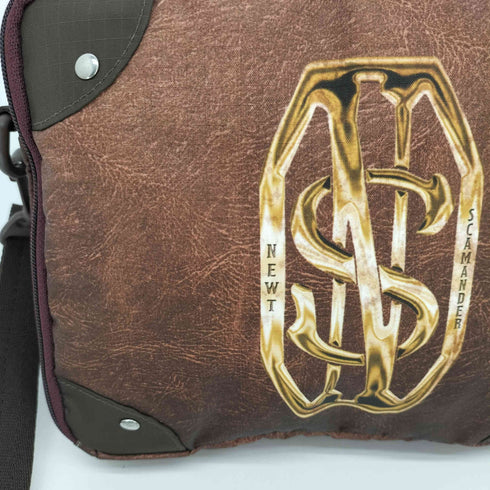 レスポートサック LeSportsac FB SUITCASE CROSSBODY Newt’s Case レディース