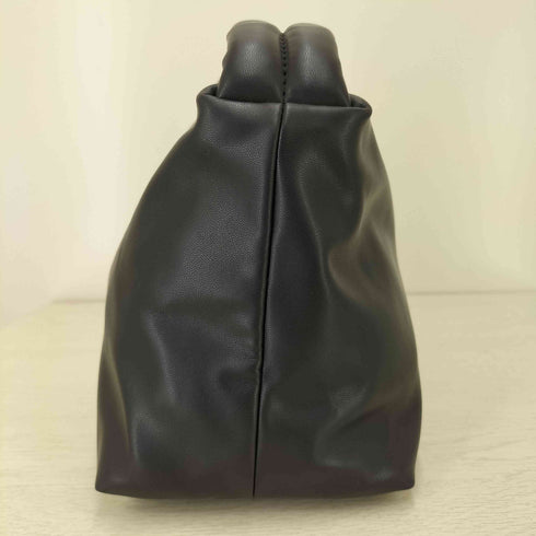チャールズキース CHARLES & KEITH ノッティド ホーボーバッグ レディース