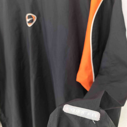 ナイキ NIKE チームタグ フロント刺繍Vネックナイロンピステ メンズ JPN:M