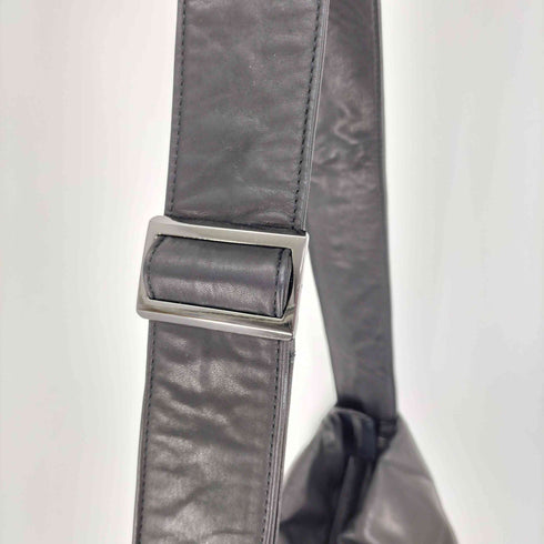 ディスコードヨウジヤマモト discord Yohji Yamamoto 24AW Batt shoulder バット ショルダー レザー バッグ メンズ