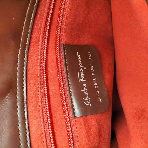 サルヴァトーレフェラガモ Salvatore Ferragamo イタリア製 パッチワーク デザイン スエードショルダーバッグ レディース
