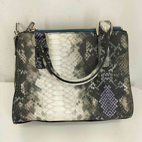 ゲス GUESS GREYSON STATUS CARRYALL 蛇柄ハンドバック レディース