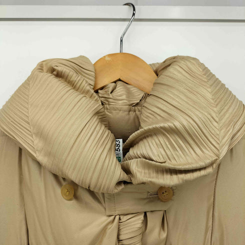 イッセイミヤケ ISSEY MIYAKE 襟プリーツ ダウン コート レディース JPN:2